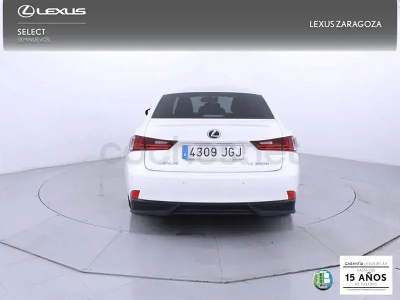 Usado Lexus IS300h Executive Line 223 CV (164 kW) 2015 Blanco Berlina