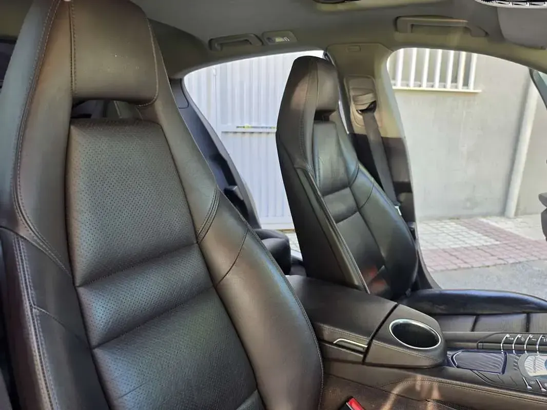 Usado Porsche Panamera 4S 400 CV (294 kW) 2010 Negro Utilitario