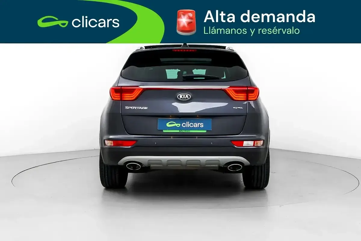 Usado Kia Sportage GT-Line 136 CV (100 kW) 2018 Gris SUV
