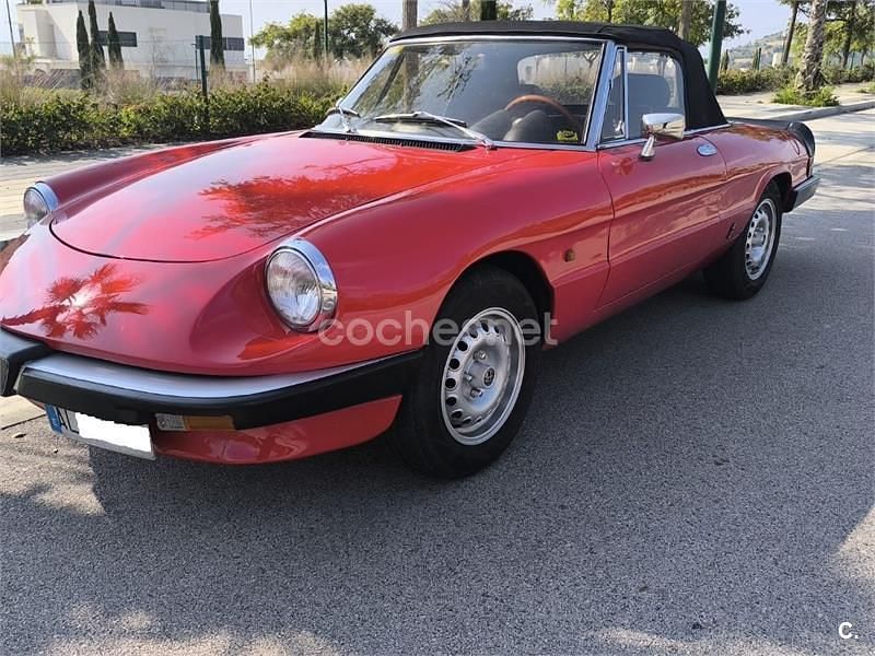 Usado Alfa Romeo Spider 128 CV (94 kW) 1986 Rojo Descapotable