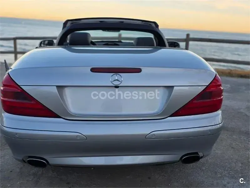 Usado Mercedes SL350 245 CV (180 kW) 2003 Gris / plata Descapotable