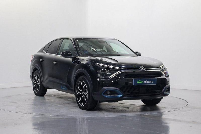 Usado Citroën e-C4 Shine 100 kW (136 CV) 2023 Negro Berlina