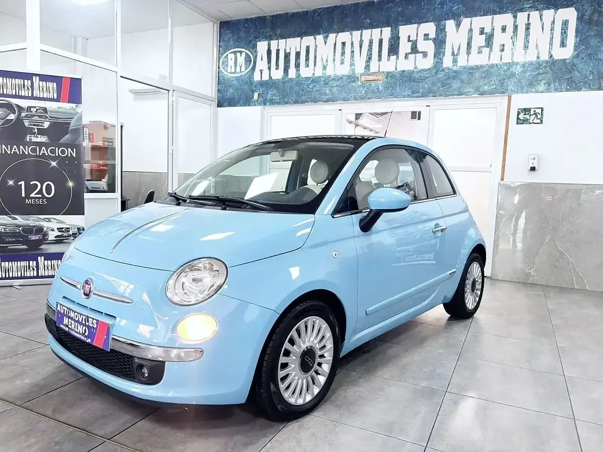 Usado Fiat 500 Lounge 95 CV (69 kW) 2011 Azul Utilitario