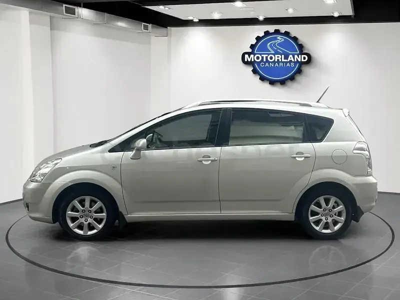 Usado Toyota Corolla Verso Sol 129 CV (94 kW) 2006 Gris / plata Monovolumen