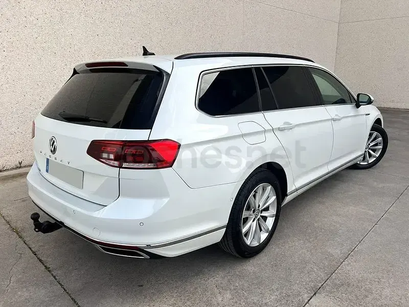 Usado VW Passat GTE 218 CV (160 kW) 2019 Blanco Familiar