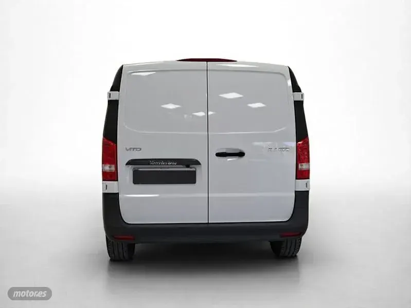 Usado Mercedes Vito 136 CV (100 kW) 2025 Blanco Van