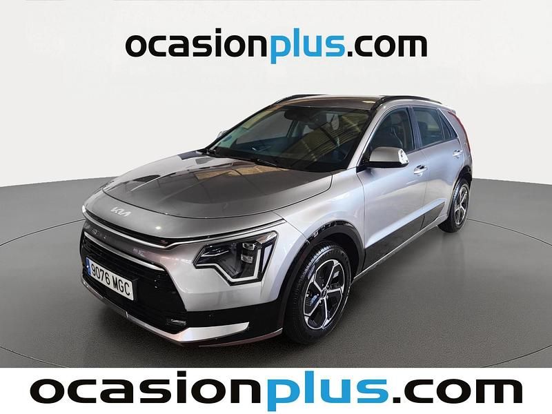 Usado Kia Niro 141 CV (103 kW) 2023 Gris SUV