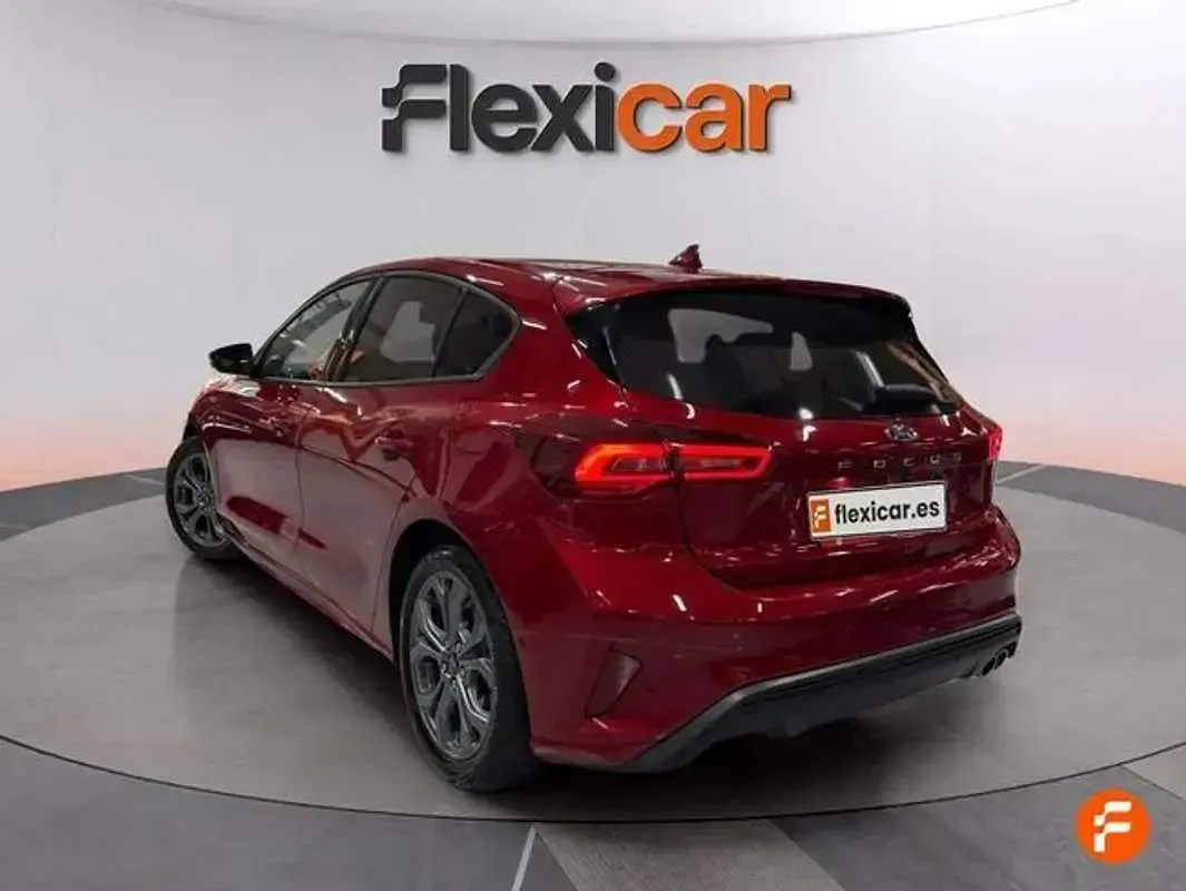 Usado Ford Focus Active 125 CV (91 kW) 2024 Burdeos Berlina