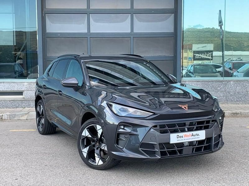 Usado Cupra Terramar 204 CV (150 kW) 2025 Gris / plata SUV