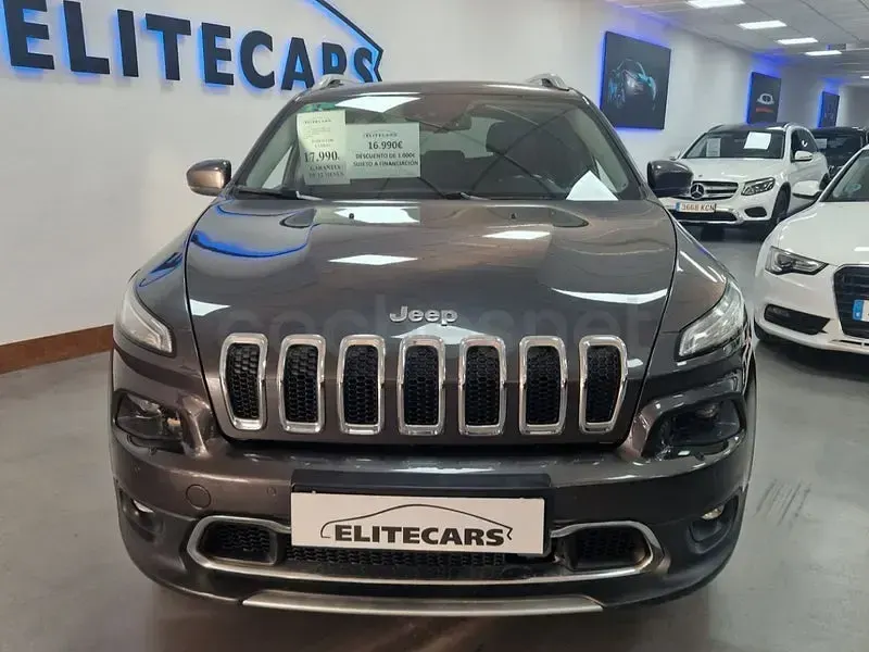 Usado Jeep Cherokee Limited 200 CV (147 kW) 2017 Gris / plata SUV