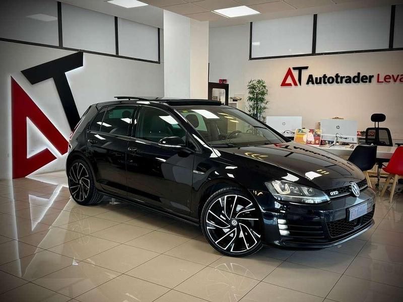 Usado VW Golf VII GTD 184 CV (135 kW) 2013 Negro Utilitario