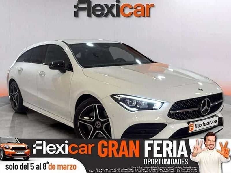 Usado Mercedes CLA180 Shooting Brake 136 CV (100 kW) 2023 Blanco Familiar