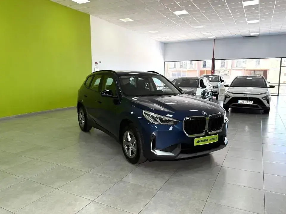 Usado BMW X1 170 CV (125 kW) 2025 Azul SUV