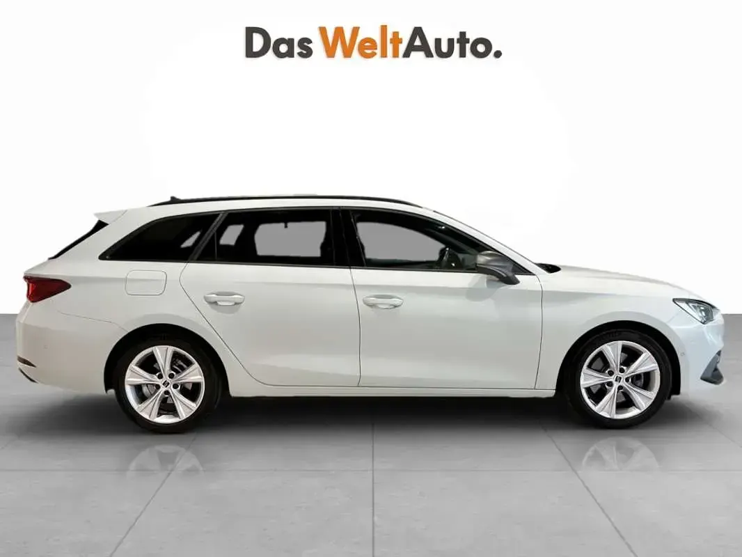 Usado Seat Leon FR 150 CV (110 kW) 2020 Blanco Utilitario