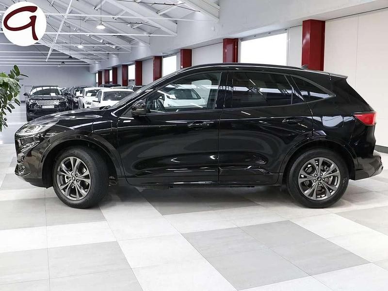 Usado Ford Kuga ST-Line 224 CV (164 kW) 2023 Negro SUV