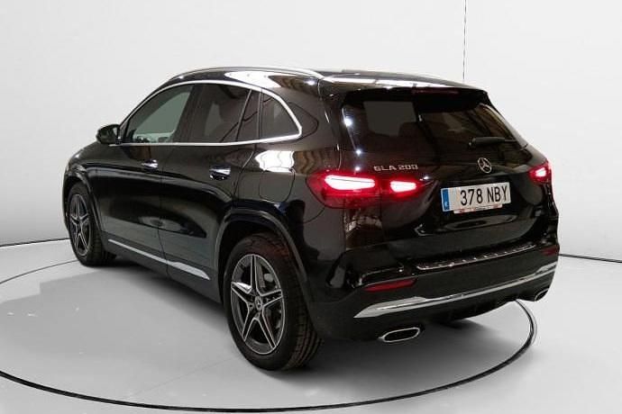 Usado Mercedes GLA200 AMG line 163 CV (119 kW) 2025 SUV