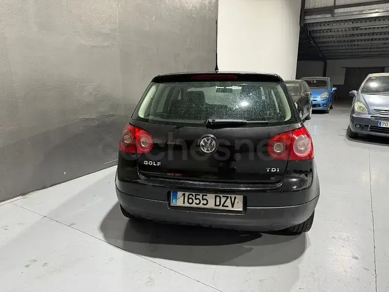 Usado VW Golf IV Sportline 105 CV (77 kW) 2005 Negro Berlina