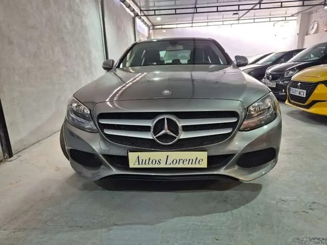 Usado Mercedes 200 136 CV (100 kW) 2016 Plateado Berlina