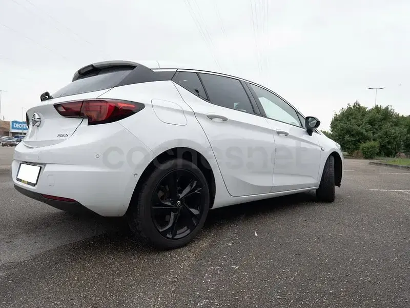 Usado Opel Astra Dynamic 150 CV (110 kW) 2018 Blanco Berlina