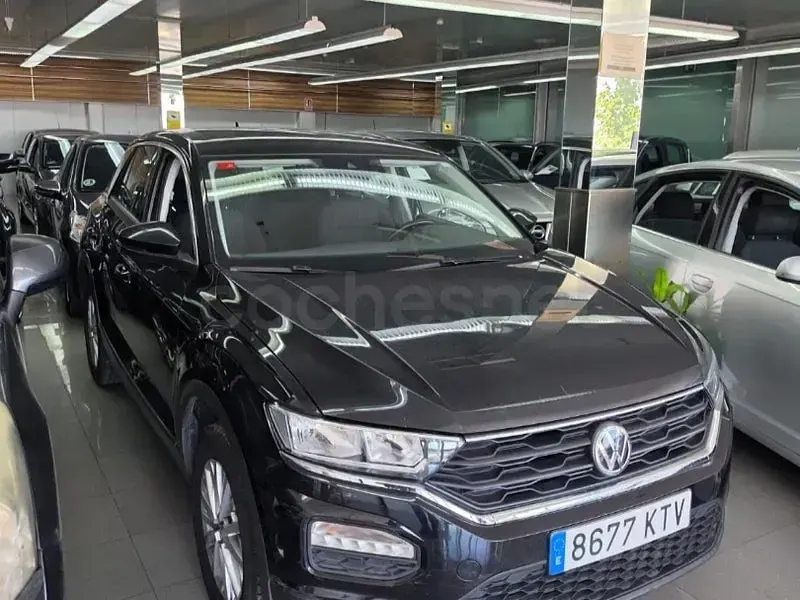 Usado VW T-Roc Advance 115 CV (84 kW) 2019 Negro SUV