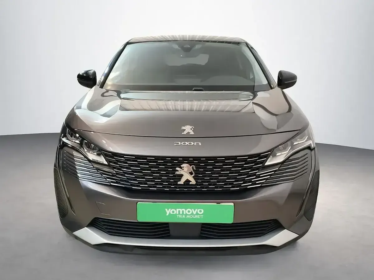 Usado Peugeot 3008 Allure 227 CV (166 kW) 2022 Gris / plata SUV