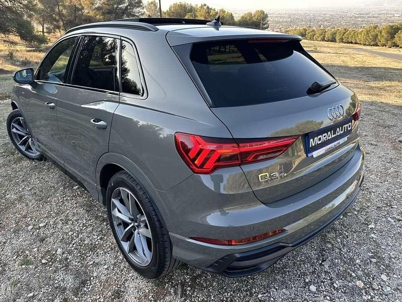Usado Audi Q3 Premium 150 CV (110 kW) 2019 Gris SUV