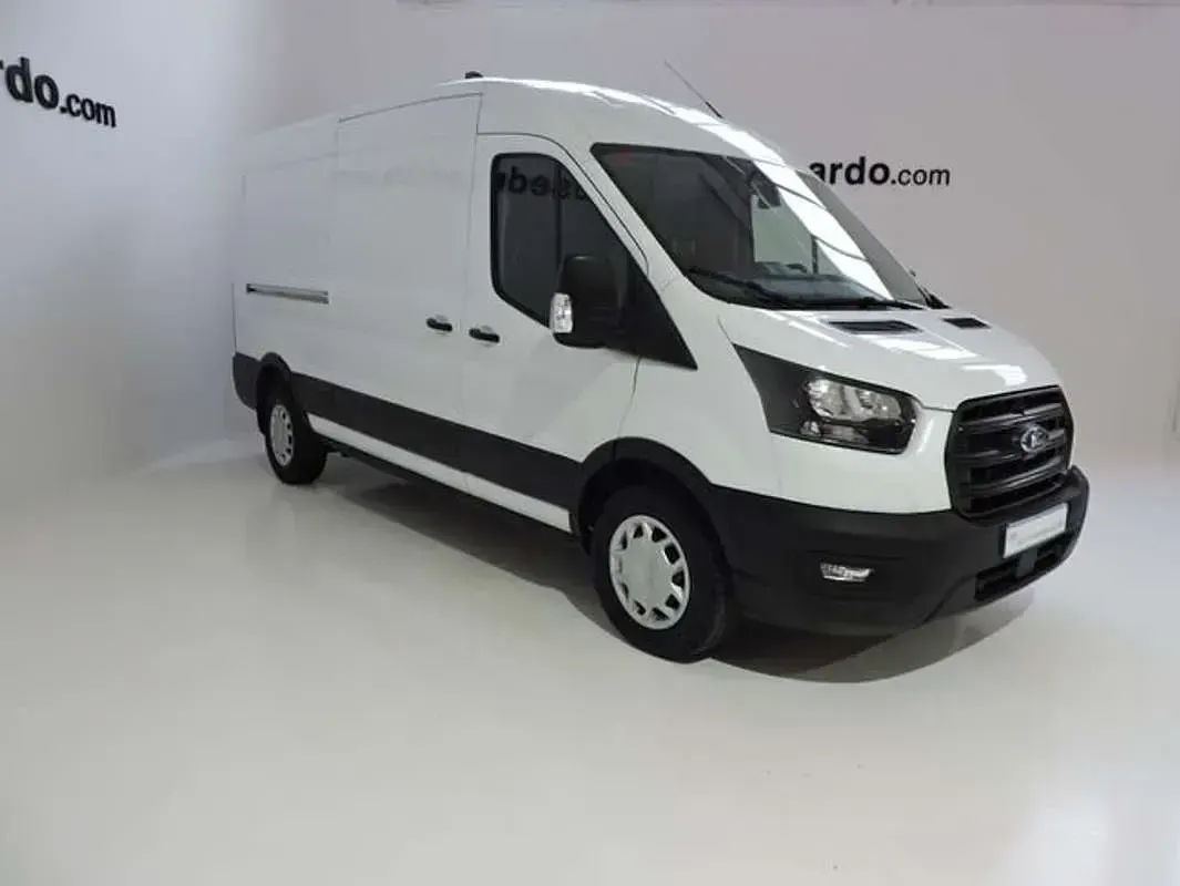 Usado Ford Transit Trend 131 CV (96 kW) 2023 Blanco Van