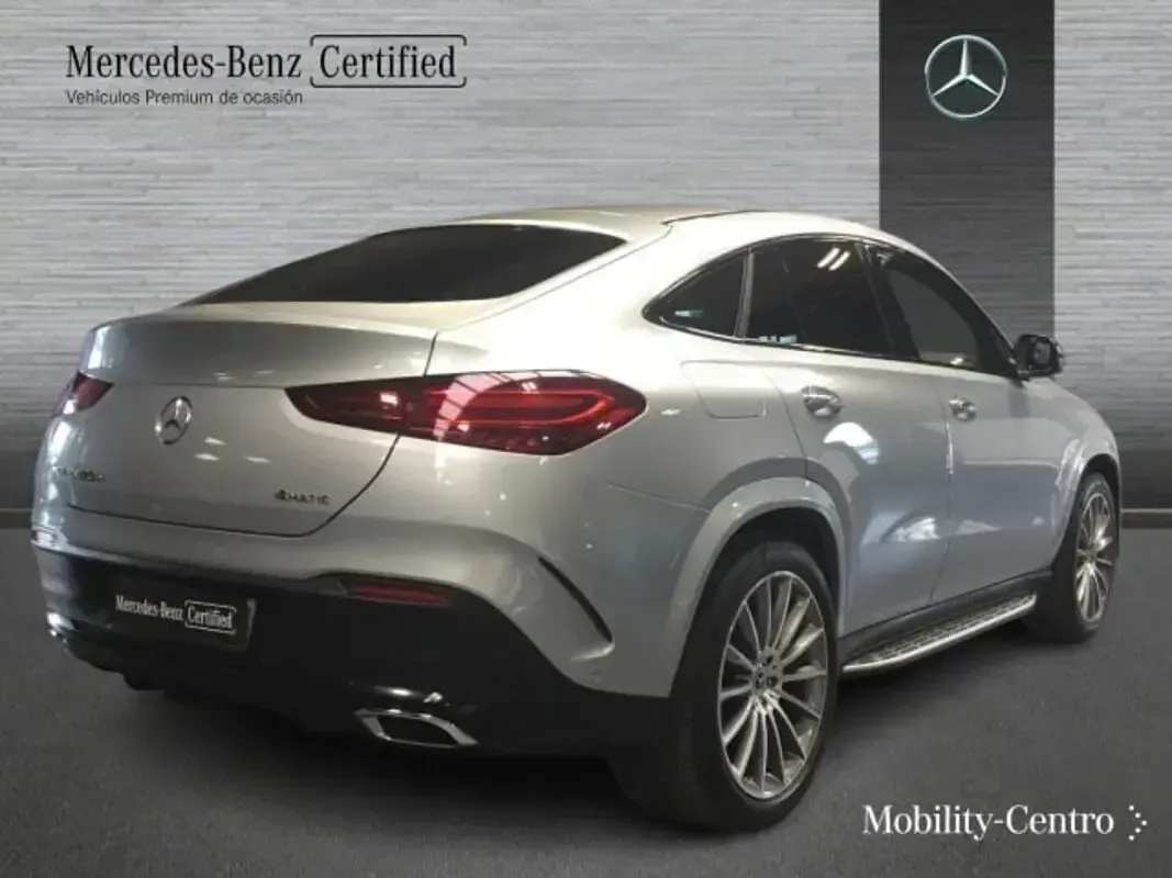 Usado Mercedes GLE400 252 CV (185 kW) 2024 Plata hightech