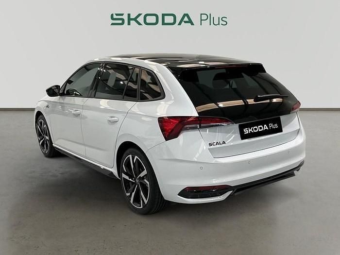 Blanco Nuevo 2025 Skoda Scala Monte Carlo Utilitario | 30.900 € (Un poco caro) - Imagen 1/4
