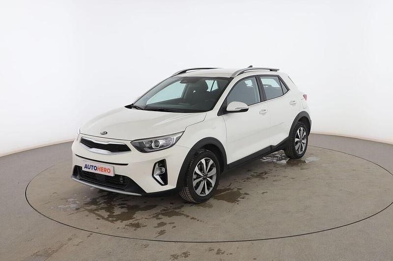 Blanco Usado 2021 Kia Stonic SUV | 17.999 € (Precio justo) - Imagen 1/3