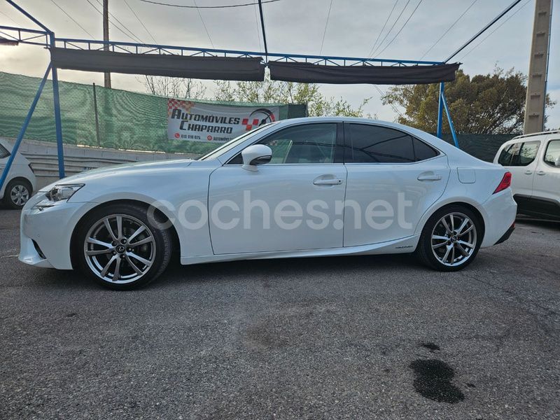 Blanco Usado 2014 Lexus IS300h Executive Line Berlina | 18.795 € (Precio justo) - Imagen 1/4