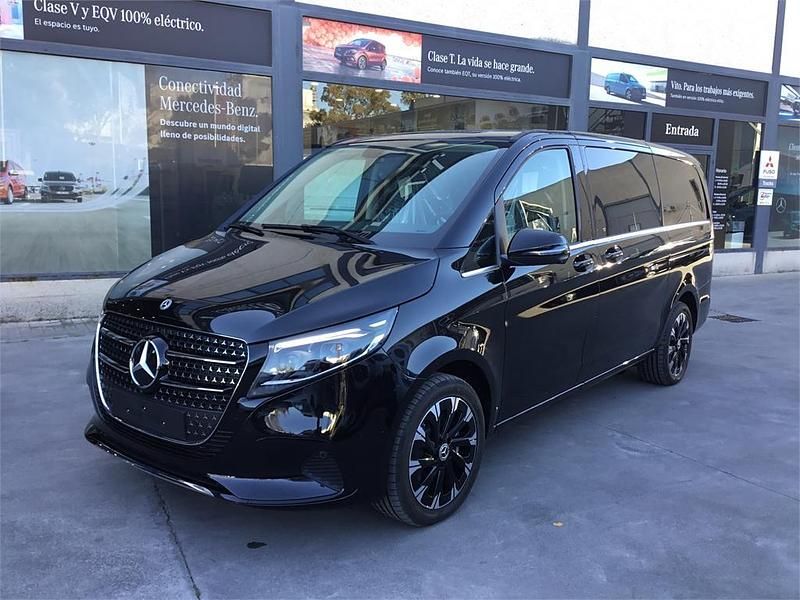Nuevo Mercedes V250 Avantgarde 190 CV (139 kW) 2026 Negro Monovolumen