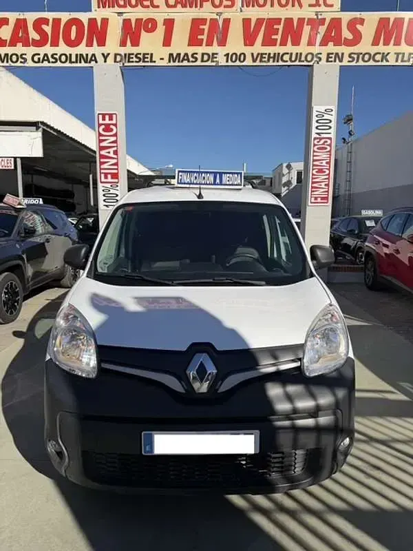 Usado Renault Kangoo 95 CV (69 kW) 2021 Blanco Monovolumen