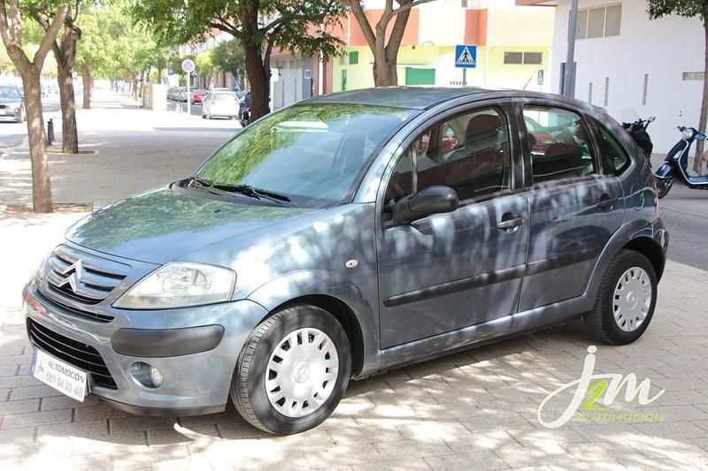 Usado Citroën C3 61 CV (44 kW) 2008 Gris Utilitario