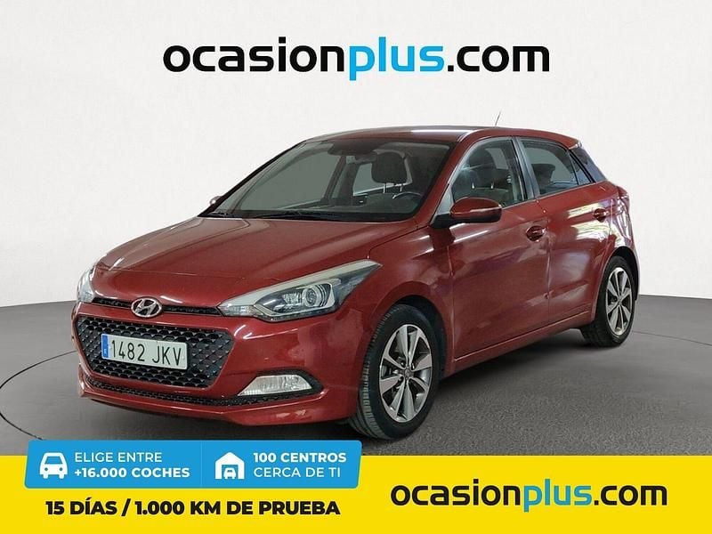 Rojo Usado 2015 Hyundai i20 Utilitario | 9350 € (Precio justo) - Imagen 1/4