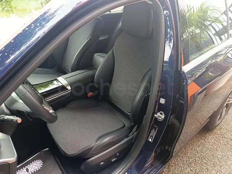 Usado Mercedes C220 200 CV (147 kW) 2022 Azul Familiar