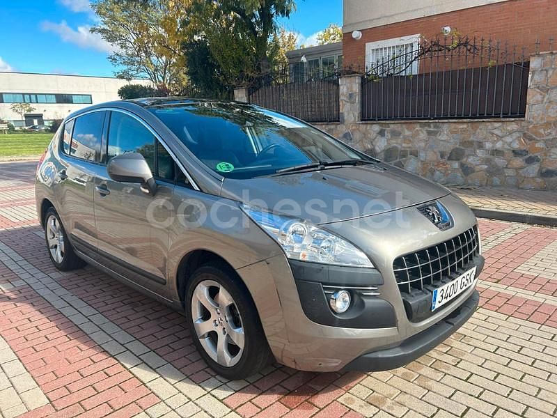 Gris / plata Usado 2009 Peugeot 3008 Premium Berlina | 6499 € (Precio justo) - Imagen 1/4