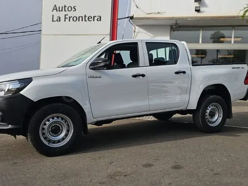Usado Toyota HiLux 150 CV (110 kW) 2018 Blanco Pickup/Camioneta