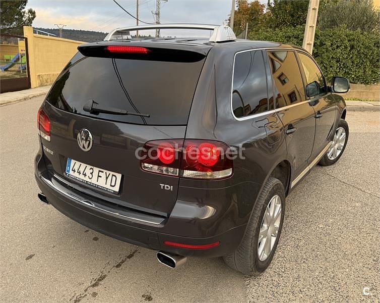 Usado VW Touareg R 174 CV (127 kW) 2007 Gris / plata SUV