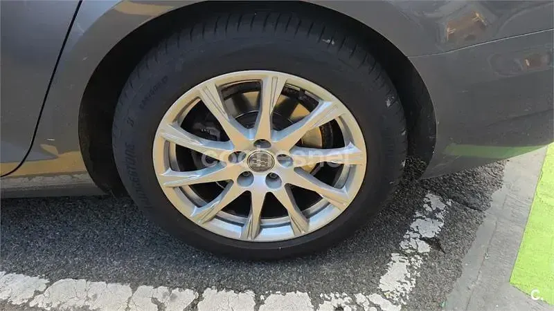 Usado Audi A4 Advanced 150 CV (110 kW) 2018 Gris / plata Familiar