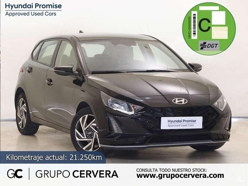 Negro Usado 2024 Hyundai i20 Utilitario | 14.990 € (Buen precio) - Imagen 1/4