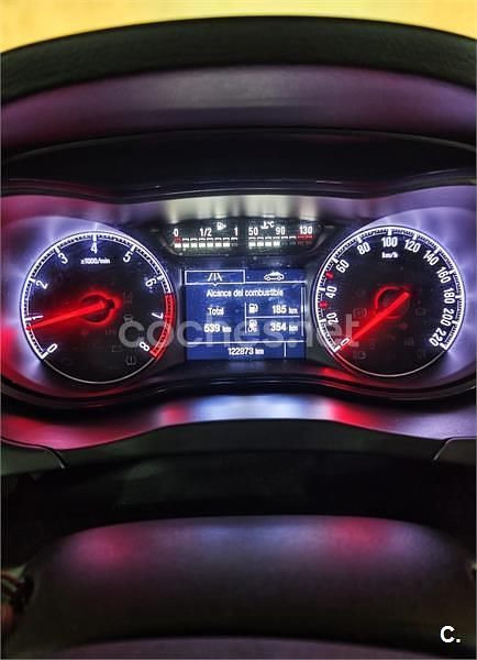 Usado Opel Corsa Selective 90 CV (66 kW) 2019 Blanco Utilitario