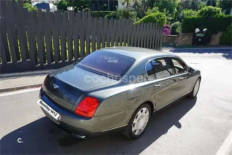 Usado Bentley Continental Flying Spur 552 CV (405 kW) 2005 Gris / plata Berlina