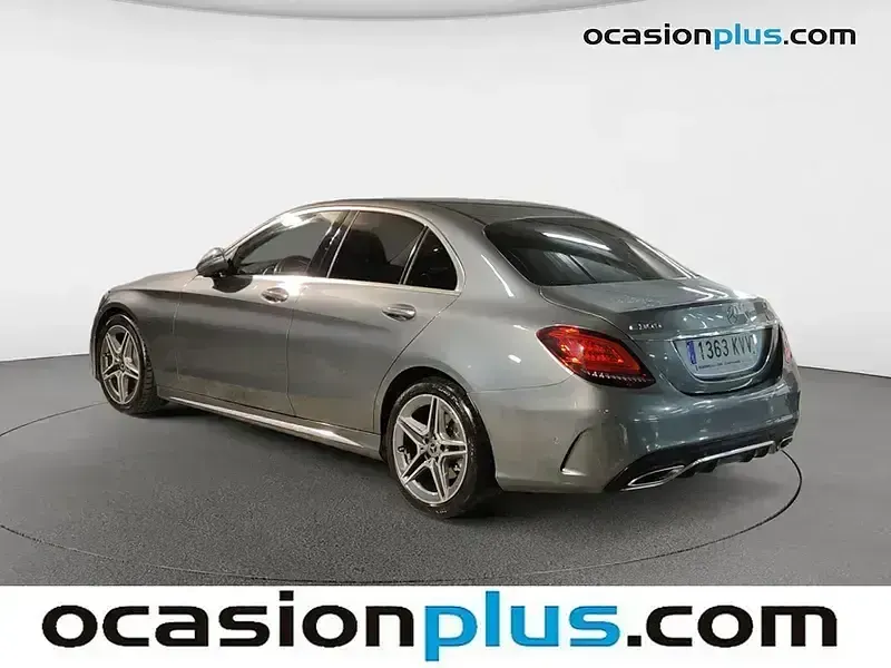 Usado Mercedes C300 258 CV (189 kW) 2019 Gris / plata Berlina