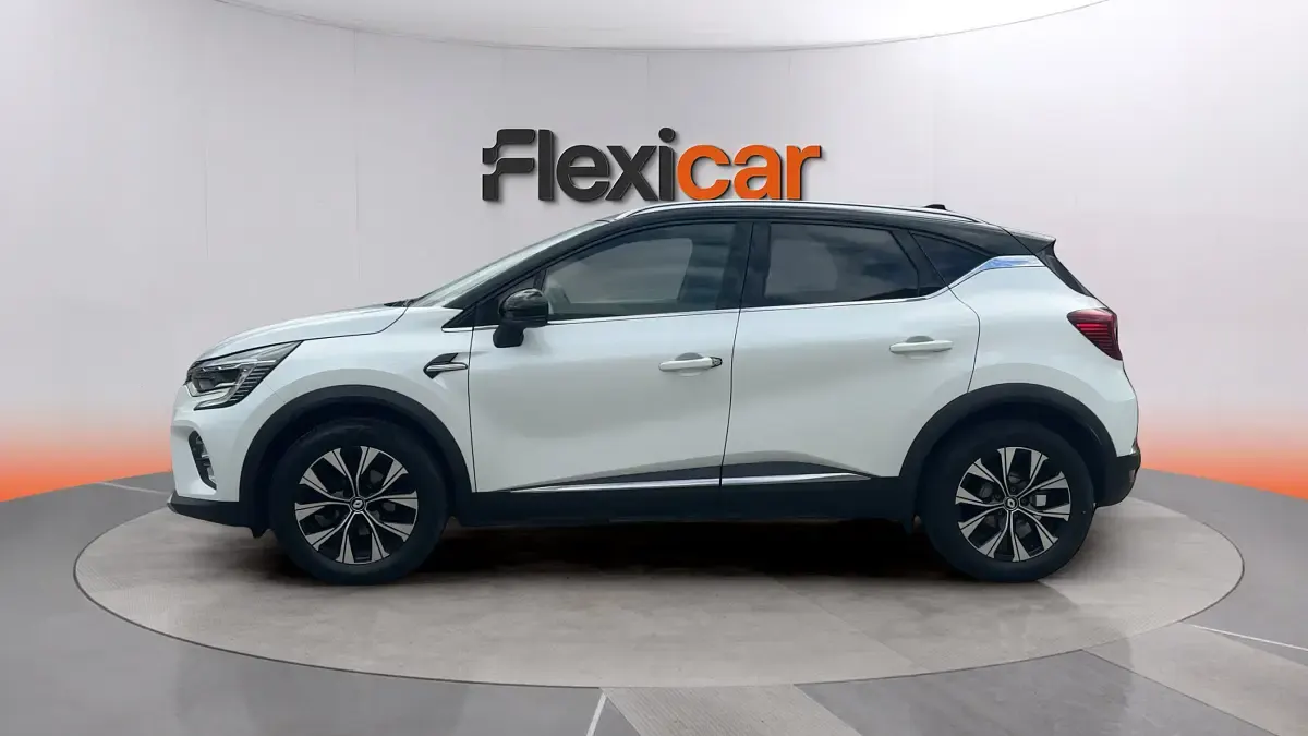 Usado Renault Captur Techno 90 CV (66 kW) 2023 Blanco SUV
