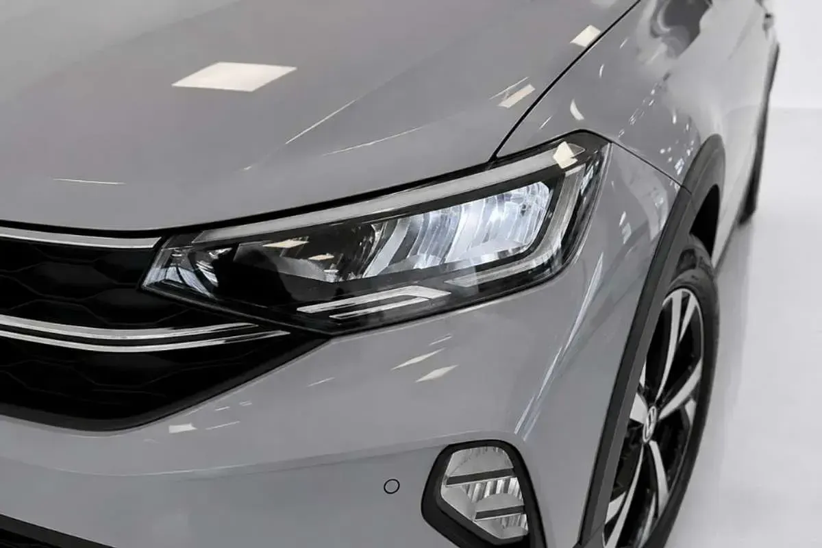 Usado VW Taigo 116 CV (85 kW) 2025 Gris SUV