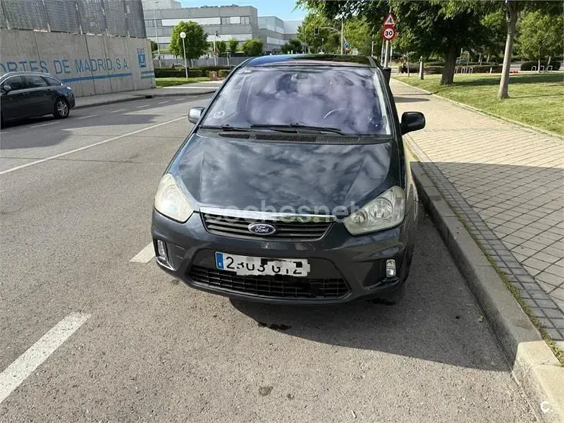 Usado Ford C-MAX Trend 109 CV (80 kW) 2011 Gris / plata Monovolumen