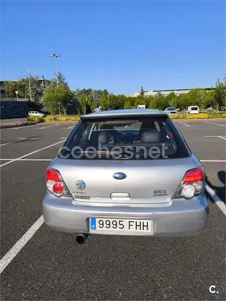 Usado Subaru Impreza 230 CV (169 kW) 2006 Gris / plata Familiar