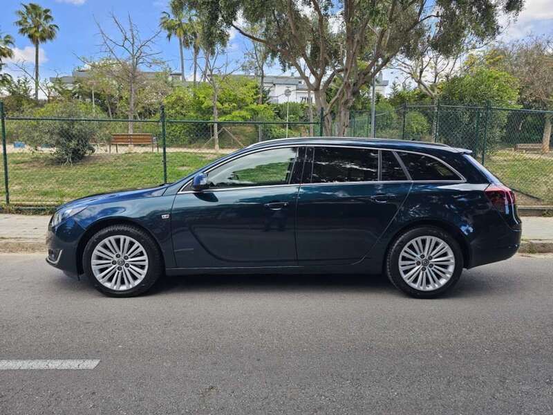 Verde Usado 2015 Opel Insignia Excellence Familiar | 8990 € (Precio justo) - Imagen 1/4