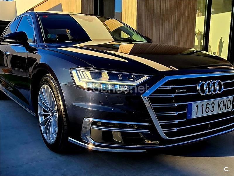 Usado Audi A8 286 CV (210 kW) 2018 Azul Berlina